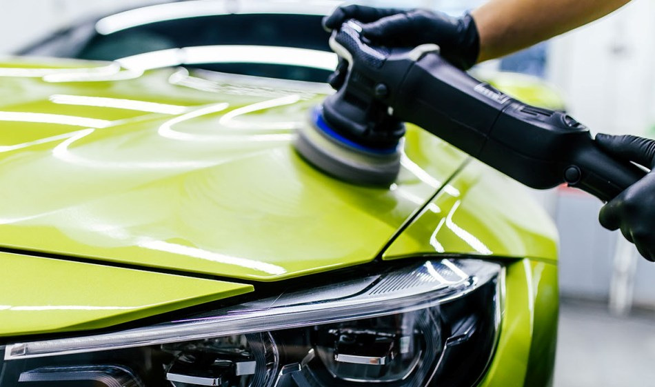 Полировка кузова автомобиля: польза или вред?