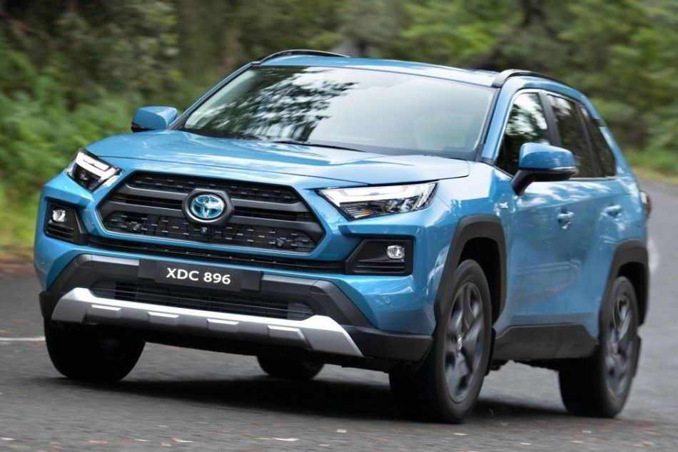 Обзор Toyota RAV4: рестайлинг пятого поколения