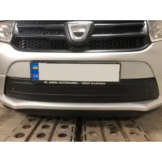 Зимняя нижняя накладка на решетку радиатора