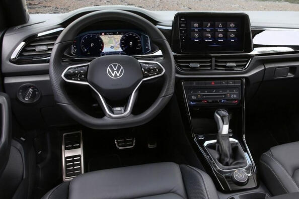 Обновленный Volkswagen T-Roc: стиль и технологии фото 6
