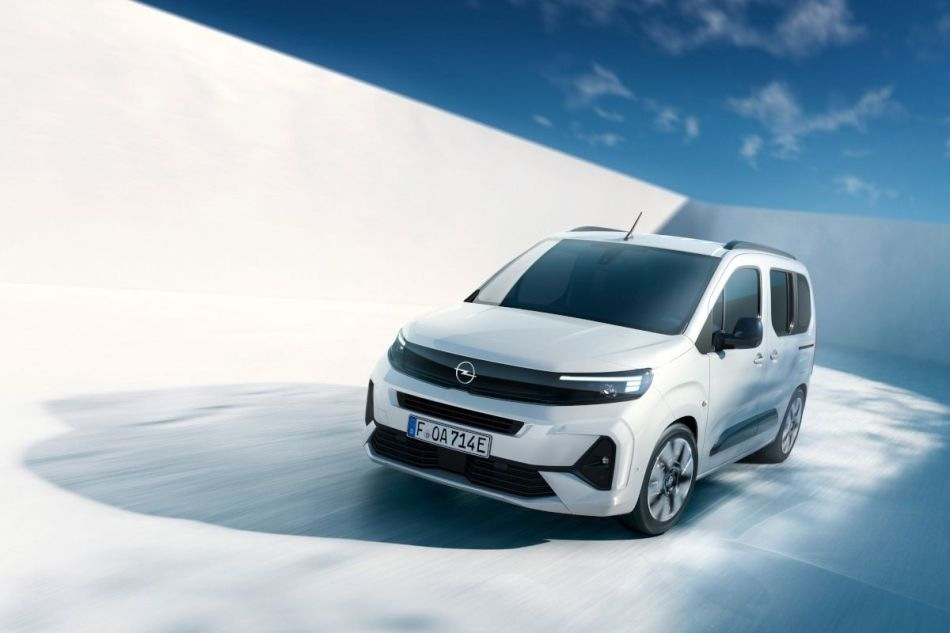 Обзор Opel Combo Electric: компактный и практичный электроминивэн