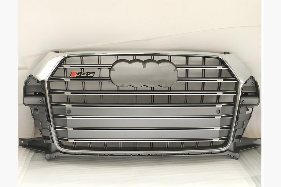 Передняя решетка RSQ-Style (2015-2019, черная с хромом) Image