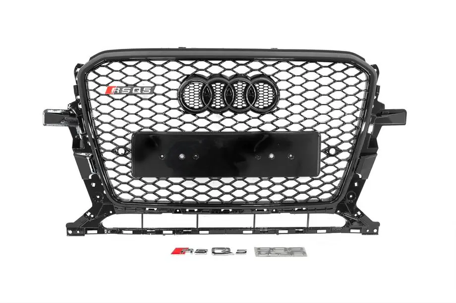 Audi Q5 2008-2017 гг. Передняя решетка RSQ-Style с надписью Quattro (2012-2017, черная)