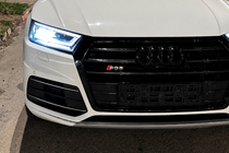 Audi Q5 2017-2025 гг. Передняя решетка радиатора SQ-Style (2017-2020, черная) фото 1