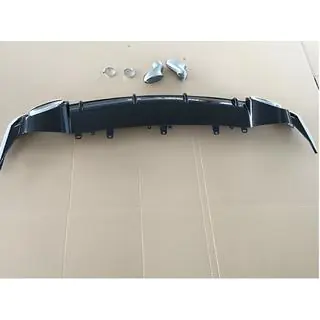 Задний диффузор с насадками RS-Style V-2 (2014-2018) фото 2