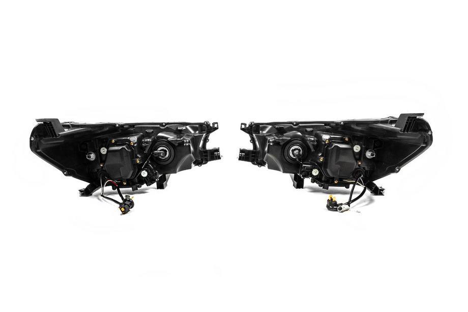 Toyota Hilux 2015- гг. Передние фары OEM V2 2015-2019 (под ксеноновую или LED лампу, комплект 2 шт.) Фото 7