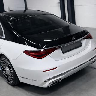 Комплект рестайлинга в W223 Maybach (с дверными ручками и вставками) фото 4