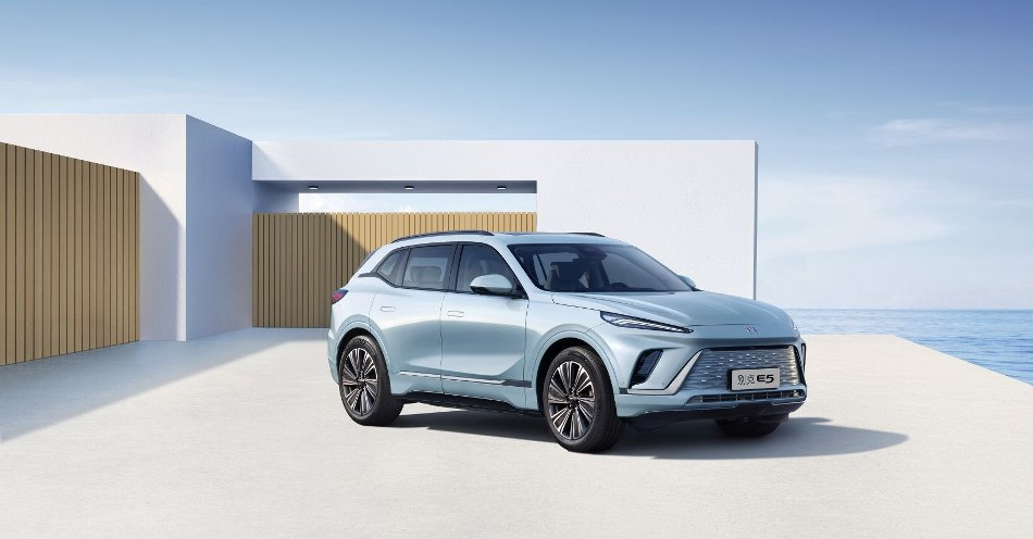 Buick Electra E5: обзор первого электрического кроссовера американской марки