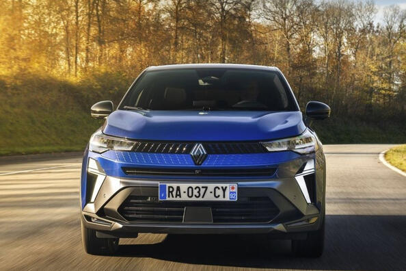 Обзор Renault Captur: фейслифтинг второго поколения