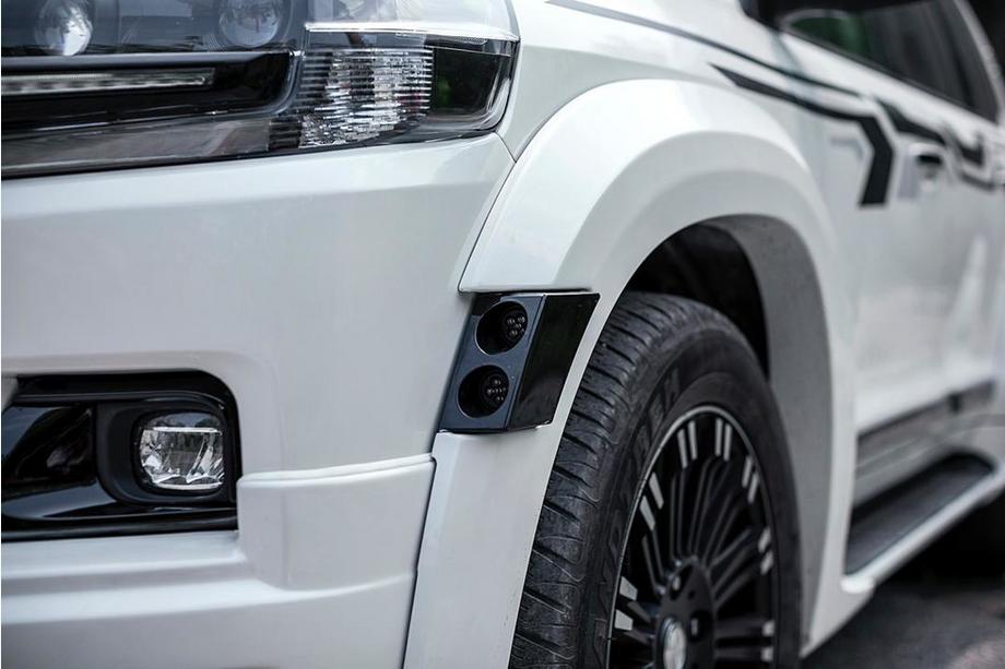 Toyota Land Cruiser 200 2007-2021 гг. Комплект расширителей арок Wald (2016+) Image