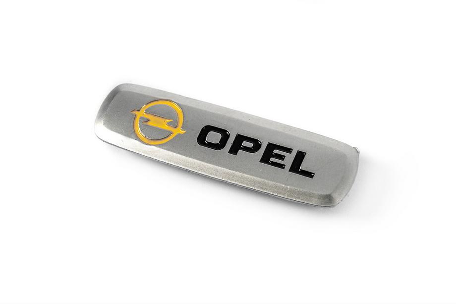 Opel Шильдик алюминиевый для ковриков (1шт) Image