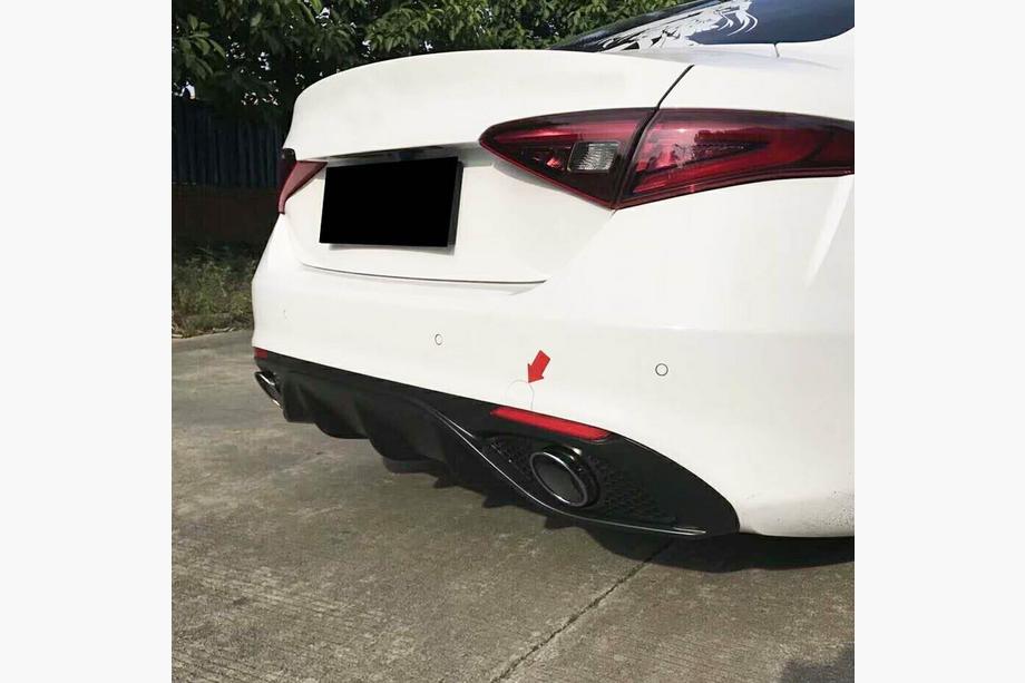 Alfa Romeo Giulia 2016-2022 гг. Диффузор заднего бампера Lip Carbon V2 (Карбон) Фото 4