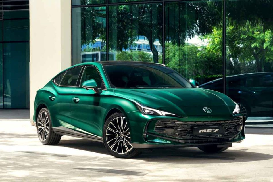 Обзор MG 7: современный лифтбек с акцентом на стиль и технологии