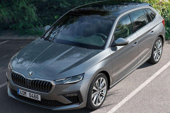 Обзор хэтчбека Skoda Scala: фейслифтинг первого поколения