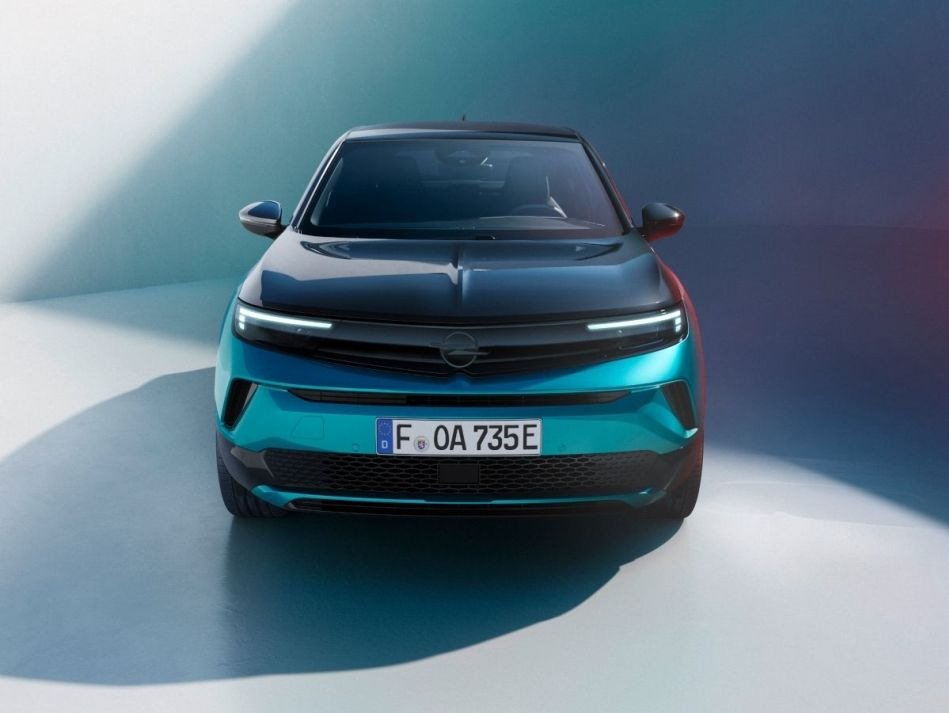 Opel Mokka Electric 2024: обзор компактного электрического кроссовера