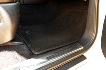 Toyota Land Cruiser 200 2007-2021 гг. Текстильные коврики Classic V-2 (2012-2021, Черный) фото 2