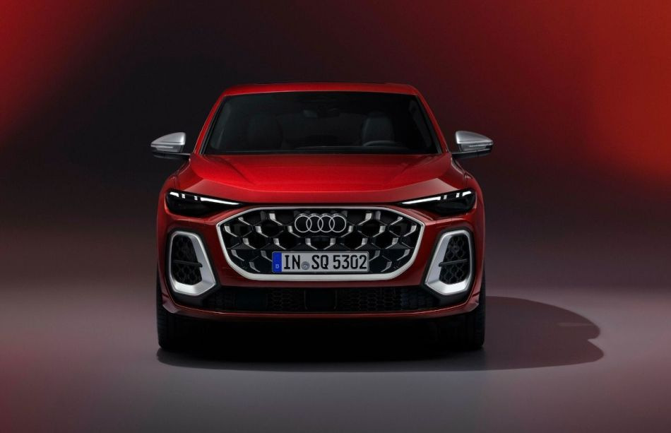 Audi SQ5 Sportback 2025: обзор спортивного кроссовера-купе