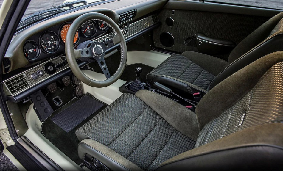 Как сэкономить на перетяжке салона автомобиля: 5 бюджетных способов