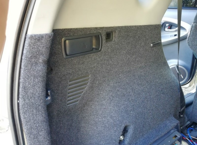 Автомобильный карпет: разбираемся в плюсах и минусах