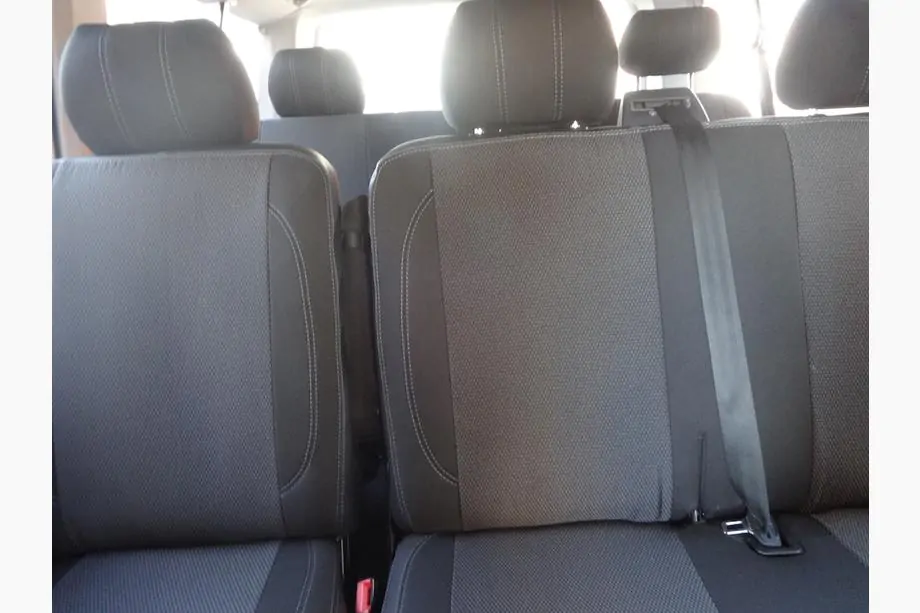 Volkswagen T5 Transporter 2003-2010 гг. Авточехлы (Эко-кожа↗Ткань, Premium) Полный салон ↗ Передние сиденья (2↗1) Фото 8