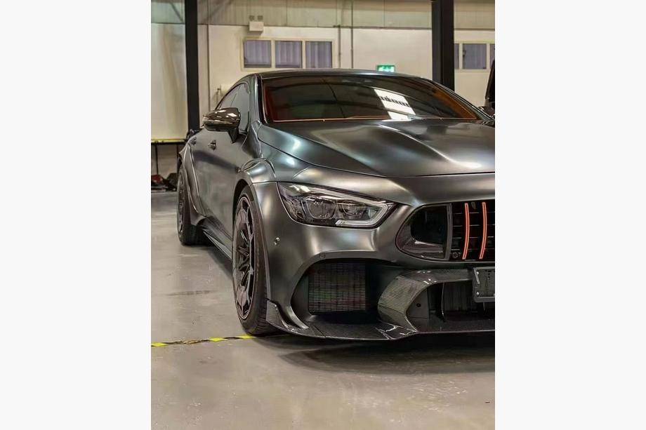 Mercedes AMG GT 4 X290 2018- гг. Комплект обвеса Rocket 900 Carbon (2018-2022) Image