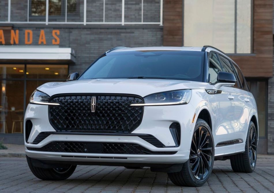 Обновленный Lincoln Aviator: обзор характеристик, комплектаций и дизайна