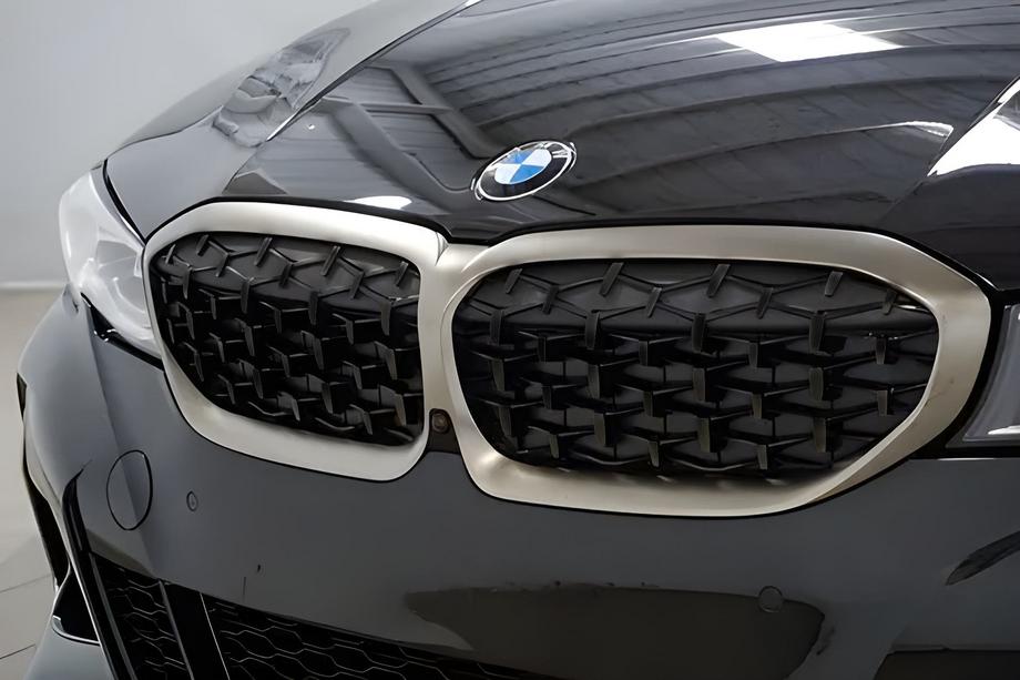 BMW 3 серия G20/G21 2018- гг. Ноздри Diamond Black (2018-2022, хромированная окантовка) Image