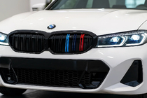 BMW 3 серия G20/G21 2018- гг. Ноздри M-Look (2022+, M-Color) фото 1
