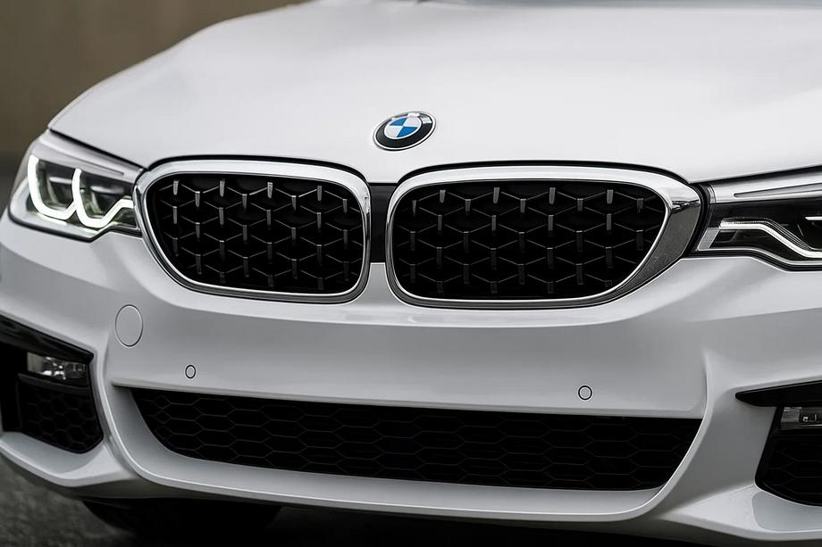 BMW 5 серия G30/G31 2017–2023 гг. Ноздри Diamond Black V1 (2017-2020, хромированная окантовка) Фото 1