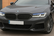 BMW 5 серия G30/G31 2017-2023 гг. Ноздри 1 Bar (2021+, Черный Матовый) фото 1