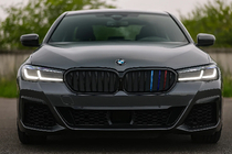 BMW 5 серия G30/G31 2017-2023 гг. Ноздри 1 Bar (2021+, M-Color) фото 1