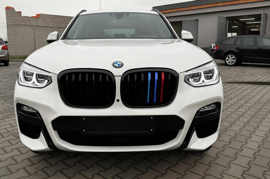 BMW X3 G01 2018- гг. Ноздри 1 Полоса (2018-2021, M-Color) Image