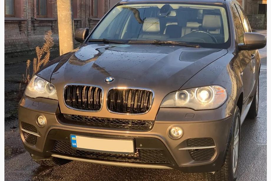 BMW X5 E70 2007-2013 гг. Ноздри M-Look (Черный Глянец с Хромированной Окантовкой) Фото 3