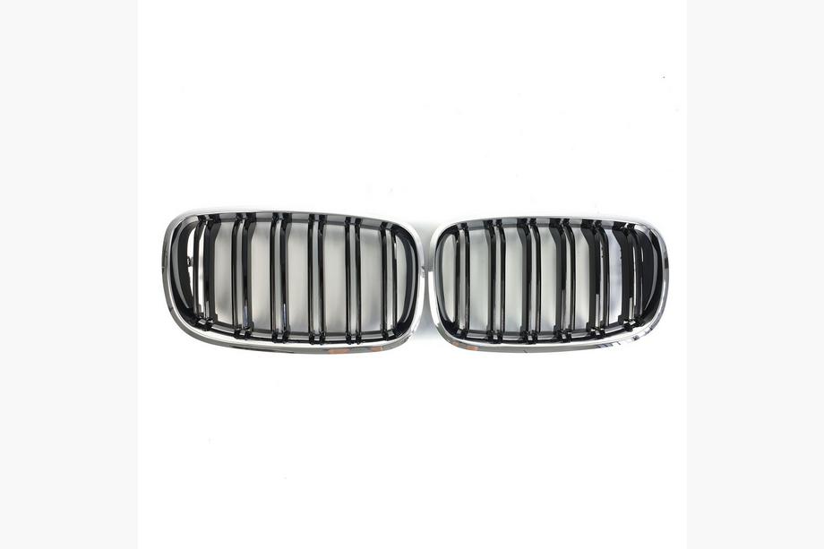 BMW X5 E70 2007-2013 гг. Ноздри M-Look (Черный Глянец с Хромированной Окантовкой) Фото 2