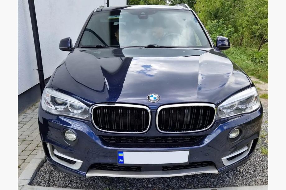 BMW X6 F16 2014-2019 гг. Ноздри M-Look (Черный Глянец с Хромированной Окантовкой) Фото 3