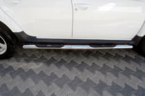 Dacia Duster 2008-2018 гг. Боковые трубы с вставками (2 шт., нержавейка) фото 1