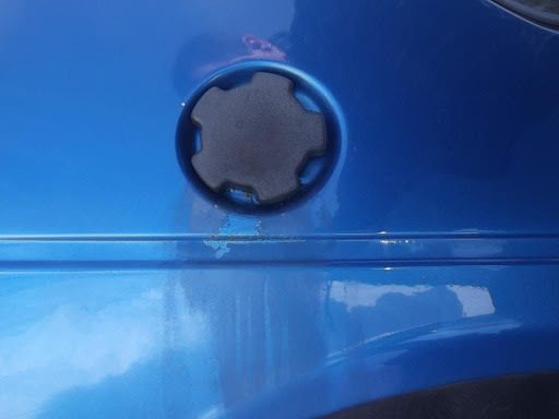 Что будет, если пролил бензин на кузов автомобиля? Последствия и первая помощь ЛФП