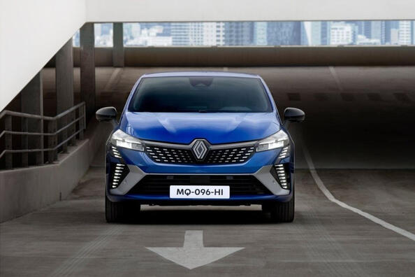 Renault Clio: Обновленный городской хэтчбек