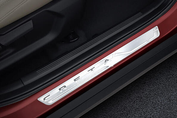 Накладки на дверные пороги: стильный тюнинг и надежная защита?