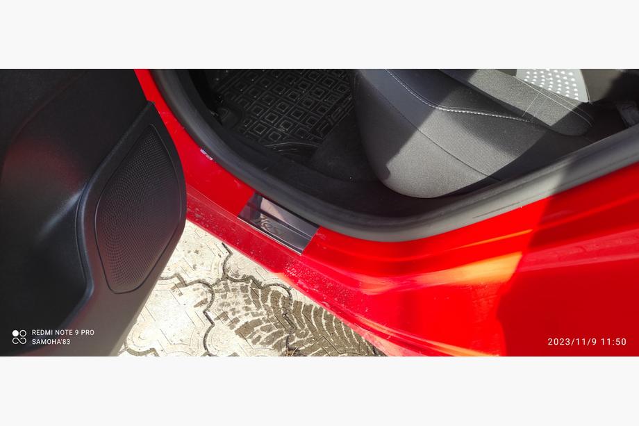 Ford Fiesta 2008-2017 гг. Накладки на пороги Carmos V1 нержавейка комплект 4 шт Фото 6
