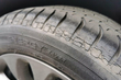 Почему трескаются шины автомобиля?