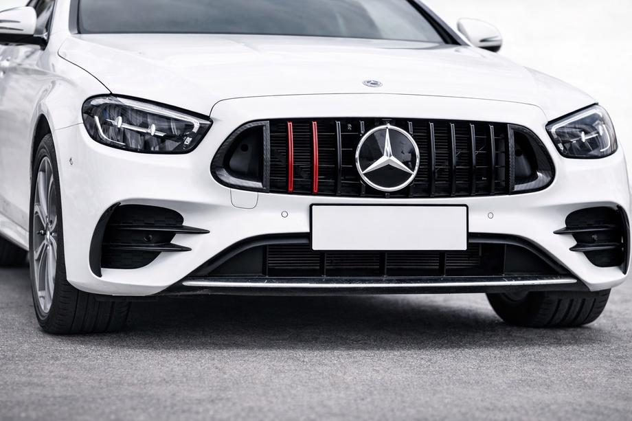 Mercedes E-class W213 2016-2023 гг. Передняя решетка Rocket (для AMG Line, 2020-2023) Фото 1