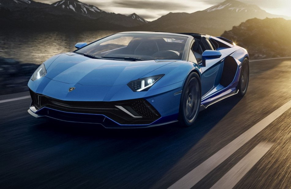 Чем отличаются гиперкары от суперкаров?