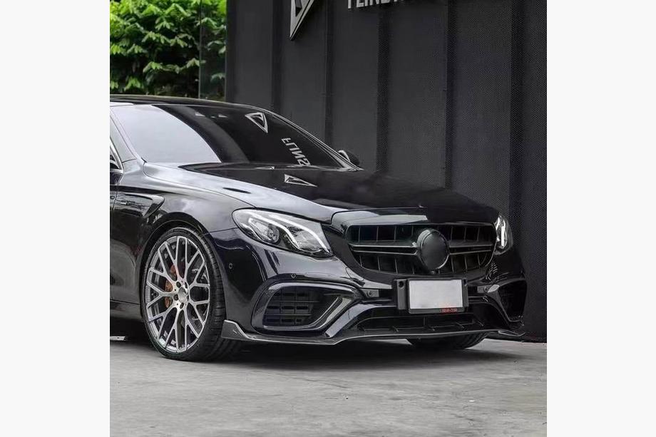 Mercedes E-class W213 2016-2023 гг. Карбоновые накладки на передний бампер для E63 AMG 2016-2019 Фото 2