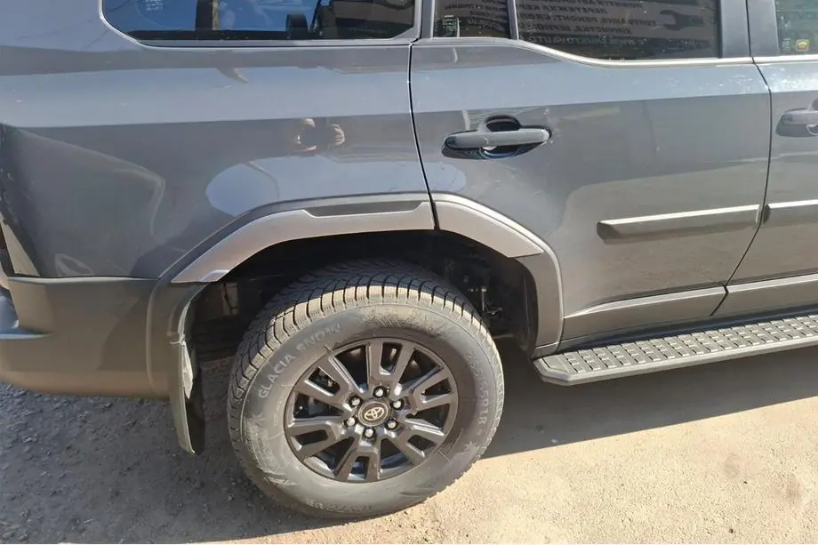 Toyota Land Cruiser Prado 250 2023- гг. Расширители арок Фото 6