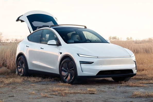 Обзор Tesla Model Y 2025: Электрический кроссовер нового уровня фото 3
