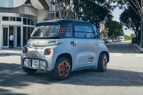 Обзор Citroen Ami: Компактный электромобиль для городской среды фото 3
