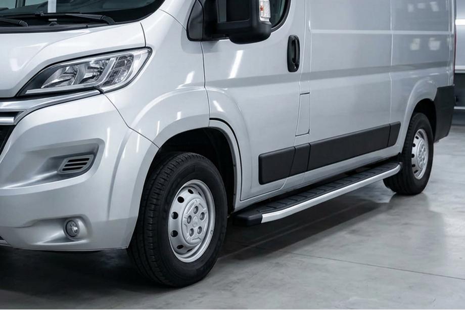 Peugeot Boxer 2006-2025 гг. Боковые пороги Fullmond (2 шт., алюминий) Image