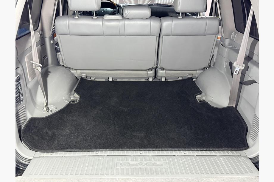 Lexus LX470 1998-2007 гг. Коврик багажника текстильный Classic 2 шт Черный (7 мест) Image