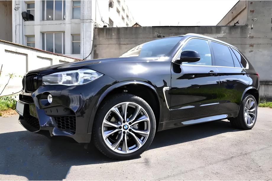 Жабры в стиле Chrome X5M F85 Image